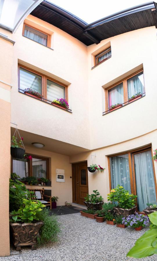 Guest House Ciro Sarajevo Bagian luar foto