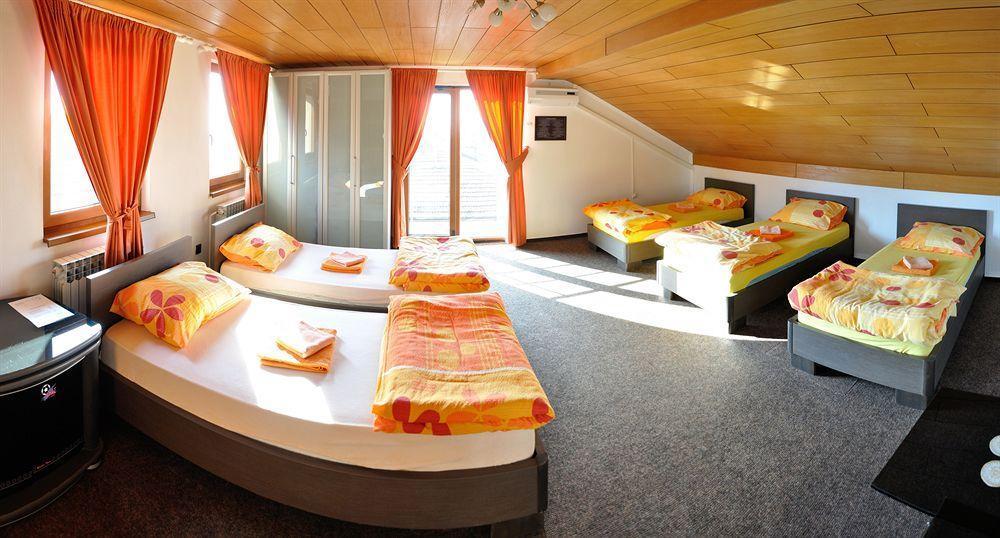Guest House Ciro Sarajevo Bagian luar foto