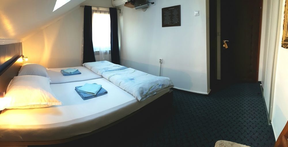 Guest House Ciro Sarajevo Bagian luar foto