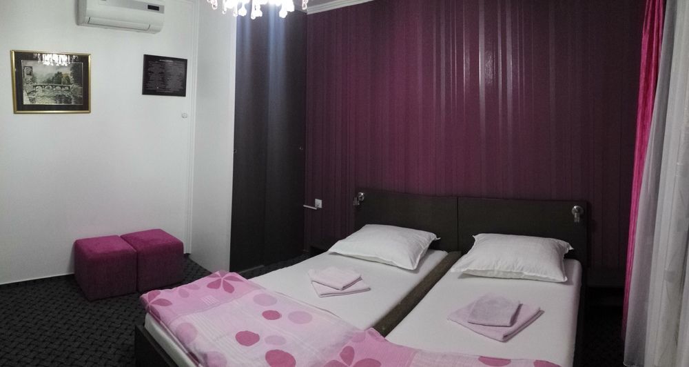 Guest House Ciro Sarajevo Bagian luar foto