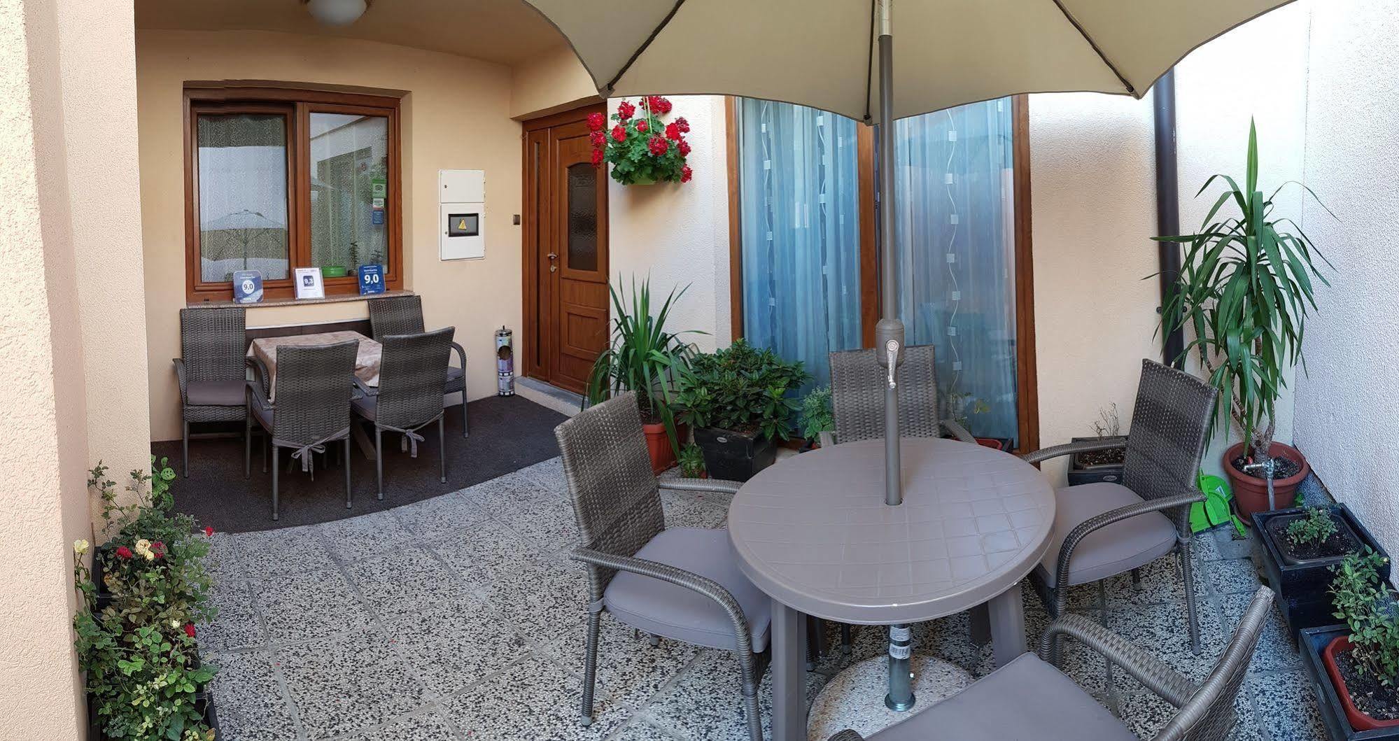 Guest House Ciro Sarajevo Bagian luar foto