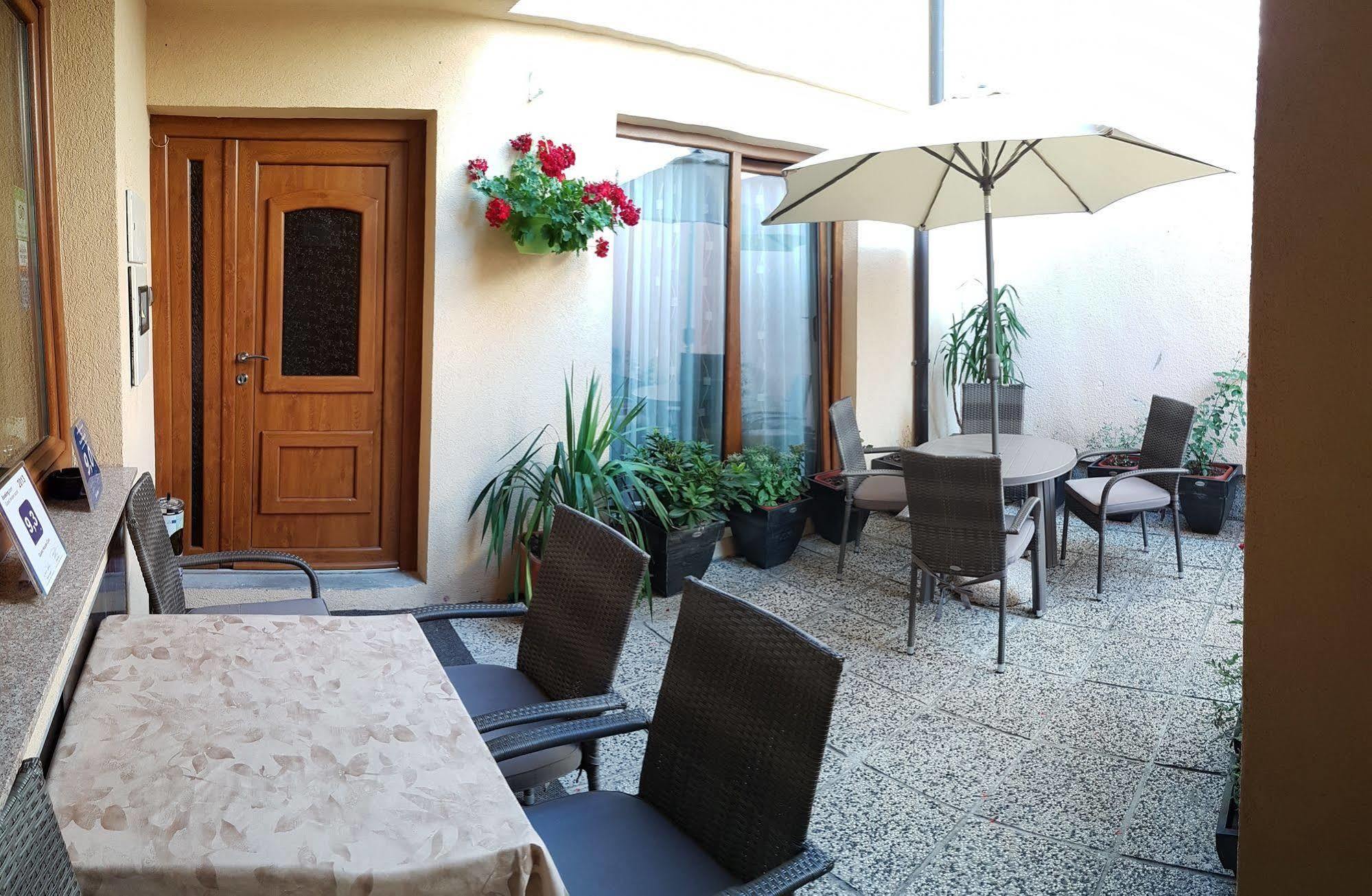 Guest House Ciro Sarajevo Bagian luar foto